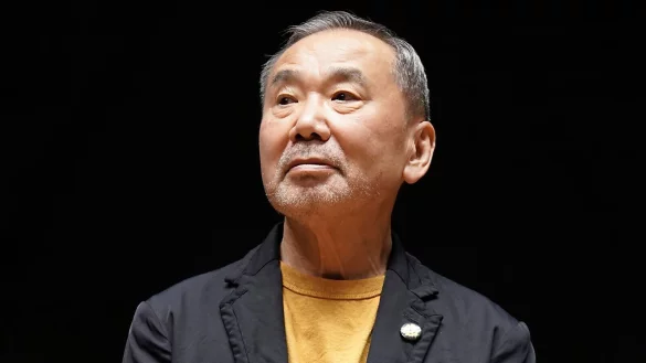 Bestsellerautor Haruki Murakami geh&ouml;rt seit Jahren zu den Anw&auml;rtern auf den Literaturnobelpreis. - &copy; Eugene Hoshiko/AP/dpa