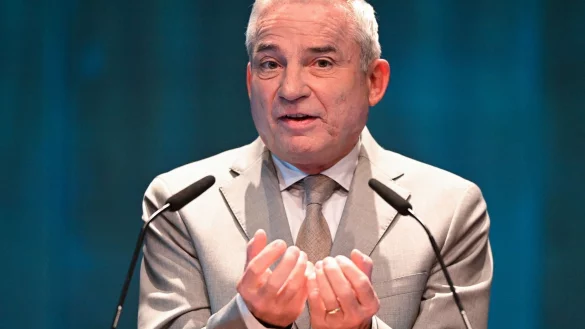 &laquo;Wer die verletzt, die uns sch&uuml;tzen, muss hart bestraft werden&raquo;, betont Baden-W&uuml;rttembergs Innenminister Thomas Strobl. - &copy; Bernd Wei&szlig;brod/dpa