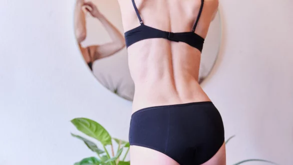 Ein wichtiger Helfer bei Blasenschw&auml;che ist eine Einlage - wenn sie gut dichth&auml;lt. - &copy; Annette Riedl/dpa/dpa-tmn