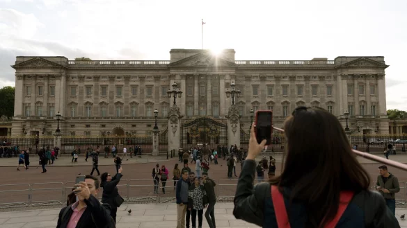 &laquo;Roam like at home&raquo;: Datenroaming wird in den EU-Staaten zu den gleichen Konditionen wie im Heimatland angeboten. Und das soll auch 2024 noch f&uuml;r Gro&szlig;britannien gelten. - &copy; Monika Skolimowska/dpa-Zentralbild/dpa-tmn