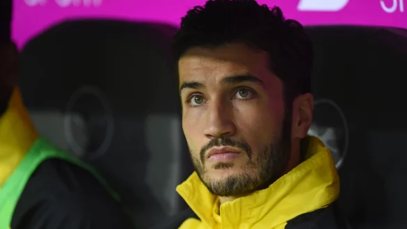 Nuri Sahin von Dortmund sitzt zu Spielbeginn auf der Bank. - &copy; Andreas Gebert/dpa/Archivbild