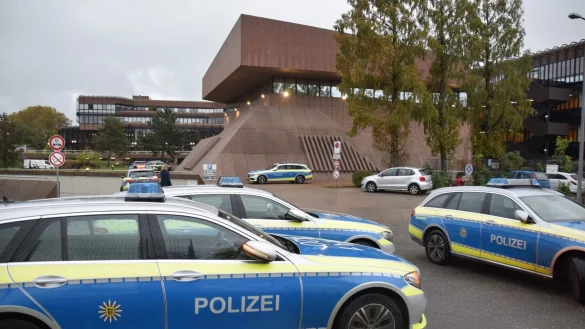In Mannheim wurde wegen einer Drohmail die Hochschule der Bundesagentur f&uuml;r Arbeit ger&auml;umt. - &copy; Rene Priebe/dpa
