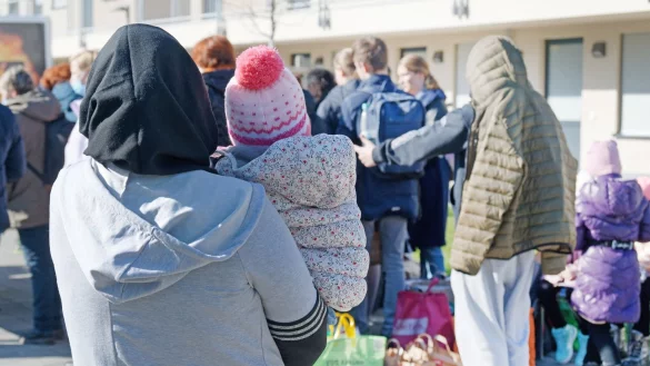 Geflüchtete in einer Flüchtlingsunterkunft in Köln. - © Henning Kaiser/dpa