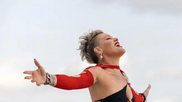 Eine Frau mit Stimme und Haltung: Pink. - &copy; Ebru Yildiz/MDR/dpa