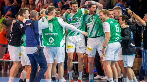 Die F&uuml;chse treffen im Super-Globe-Finale auf Magdeburg. - &copy; Andreas Gora/dpa/Archivbild