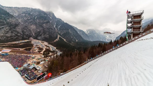 Planica will 2028 die erste gemeinsame Skiflug-WM f&uuml;r Frauen und M&auml;nner ausrichten. - &copy; Expa/Jfk/APA/dpa