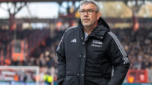 Der 1. FC Union Berlin h&auml;lt eisern zu Trainer Urs Fischer. - &copy; Andreas Gora/dpa