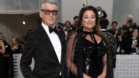 Pierce Brosnan (l) und Keely Shaye Smith haben zwei gemeinsame S&ouml;hne. - &copy; Evan Agostini/Invision/AP/dpa