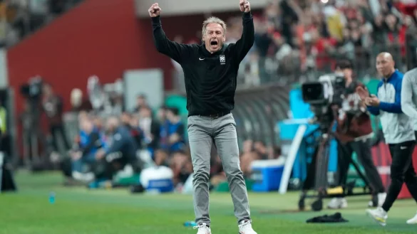 Startet mit S&uuml;dkorea mit einem Kantersieg in die WM-Quali: J&uuml;rgen Klinsmann. - &copy; Ahn Young-joon/AP/dpa