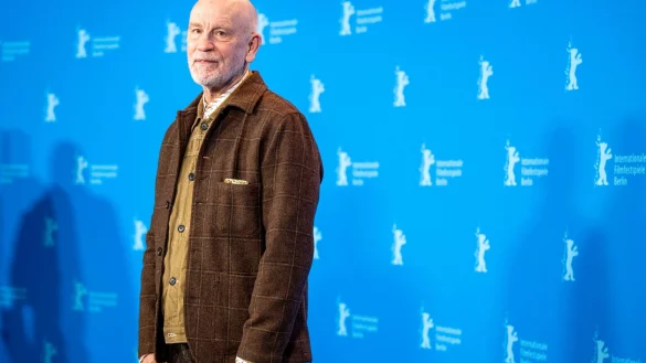 John Malkovich stellt seinen Film &laquo;Seneca - Oder: &Uuml;ber die Geburt von Erdbeben&raquo; auf der Berlinale vor. - &copy; Monika Skolimowska/dpa