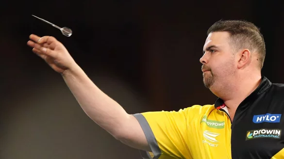 Gabriel Clemens trifft bei der WM auf den englischen Top-Spieler Dave Chisnall. - &copy; Zac Goodwin/PA Wire/dpa