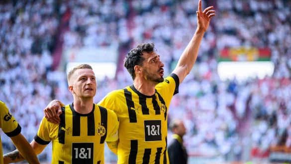 Marco Reus (l) und Mats Hummels zeigen derzeit starke Leistungen im BVB-Trikot. - &copy; Tom Weller/dpa