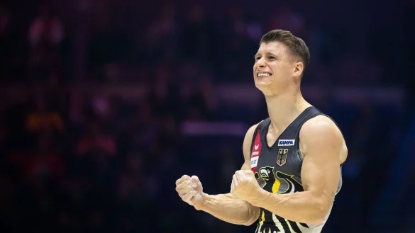 Dauser und sein Team sicherten sich in Antwerpen das Olmpia-Ticket f&uuml;r Paris 2024. - &copy; Marijan Murat/dpa