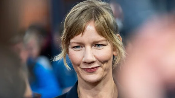 In &laquo;The Zone of Interest&raquo; spielt Sandra H&uuml;ller die Ehefrau des KZ-Kommandanten Rudolf H&ouml;&szlig;. - &copy; Jonas Walzberg/dpa