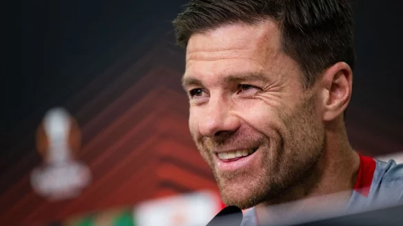 Leverkusens Trainer Xabi Alonso ist seit einem Jahr bei Bayer im Amt. - &copy; Marius Becker/dpa