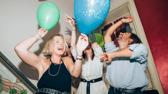 2024 wird alles besser! Der Jahreswechsel motiviert dazu, die eigenen Gewohnheiten zu hinterfragen und Veränderungen anzustoßen. - © Eugenio Marongiu/Westend61/dpa-tmn