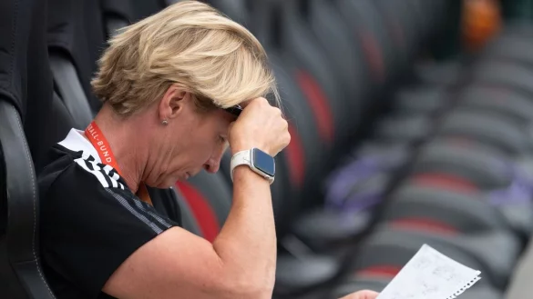 Ex-Bundestrainerin Martina Voss-Tecklenburg hat erstmals &uuml;ber ihre psychischen Probleme nach dem WM-Aus der deutschen Fu&szlig;ballerinnen gesprochen. - &copy; Sebastian Gollnow/dpa