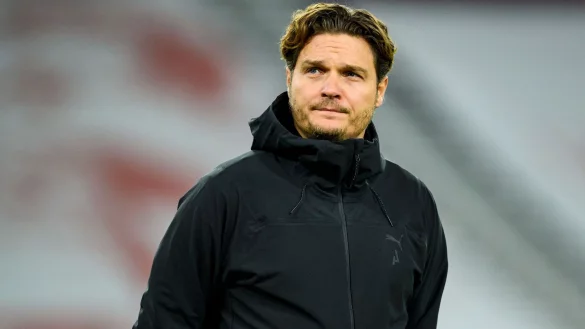 Trainer Edin Terzic. Dem BVB drohen vor dem Bundesliga-Spitzenspiel bei Bayer Leverkusen neue personelle Probleme. - &copy; Tom Weller/dpa/Archivbild