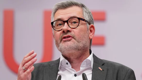 &laquo;Ich erhoffe mir jetzt nach den Wahlen Zeichen des gemeinsamen Aufbruchs und des Anpackens&raquo;, sagt der Polen-Beauftragte der Bundesregierung, Dietmar Nietan. - &copy; Kay Nietfeld/dpa