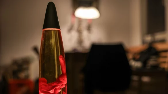 Vor 60 Jahren kam die erste Lavalampe auf den Markt. - &copy; Oliver Berg/dpa