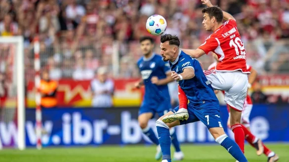 Mergim Berisha (l) wird Hoffenheim lange fehlen. - &copy; Andreas Gora/dpa