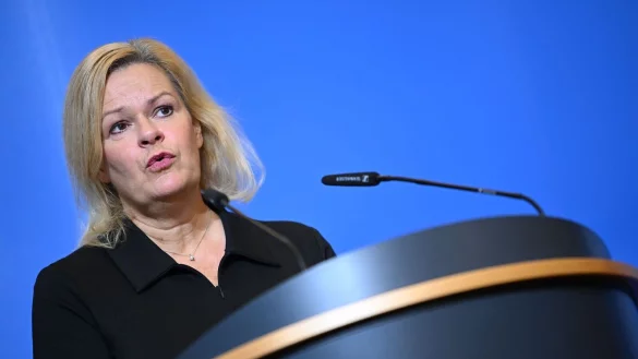 &laquo;Wir m&uuml;ssen anerkennen, dass wir in Deutschland ein Problem mit Antisemitismus haben, der auch von Muslimen ausgeht&raquo;: Nancy Faeser. - &copy; Britta Pedersen/dpa