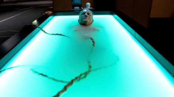 Felix Murot (Ulrich Tukur) in einer Szene des TV-Krimis &laquo;Tatort: Murot und das Paradies&raquo;. - &copy; Bettina M&uuml;ller/HR/dpa