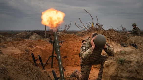 Die Ukraine setzt im Osten und im Süden des Landes ihre Offensive gegen die russische Invasion fort. - © Efrem Lukatsky/AP