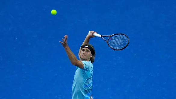 Schied auch in Tokio fr&uuml;h aus: Alexander Zverev. - &copy; Andy Wong/AP/dpa