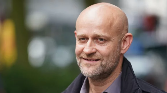 Der Schauspieler J&uuml;rgen Vogel ermittelte erfolgreich &laquo;Jenseits der Spree&raquo;. - &copy; Marcus Brandt/dpa