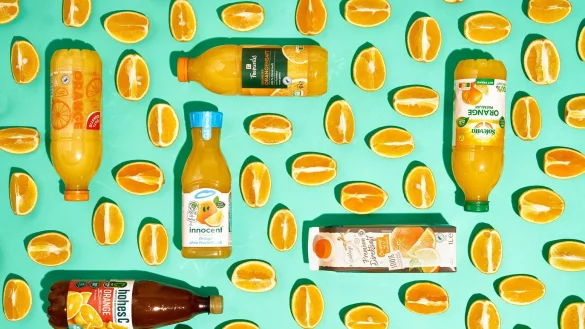 Die sechs Testsieger (im Bild) sind geschmacklich so gut, dass sie fast wie frisch gepresst schmecken. - &copy; Jule Felice Frommelt/Stiftung Warentest/dpa-tmn