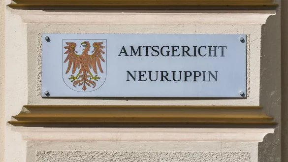 Das Amtsgericht Neuruppin hat einen Haftbefehl gegen einen 16-J&auml;hrigen wegen des Verdachts der Planung eines gemeinschaftlichen Terroranschlags erlassen. - &copy; Jens Kalaene/dpa-Zentralbild/dpa