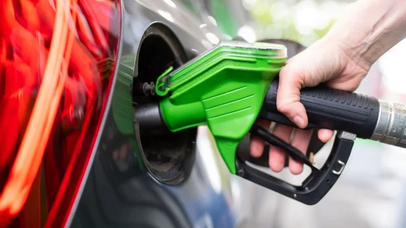 Sprit f&uuml;rs Auto wird teurer. - &copy; Sven Hoppe/dpa