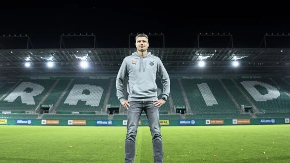 Robert Klau&szlig; ist neuer Trainer von Rapid Wien. - &copy; Tobias Steinmaurer/APA/dpa