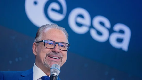 &laquo;Das bringt Europa auf einen sehr guten Weg f&uuml;r die Weltraumerkundung&raquo;: Esa-Chef Josef Aschbacher. - &copy; Rolf Vennenbernd/dpa