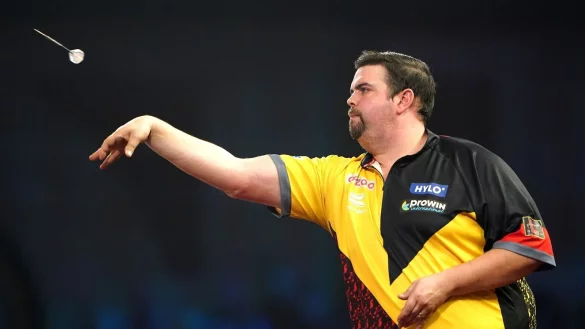 Gabriel Clemens musste sich Peter Wright mit 5:6 geschlagen geben. - &copy; Zac Goodwin/PA Wire/dpa/Archivbild