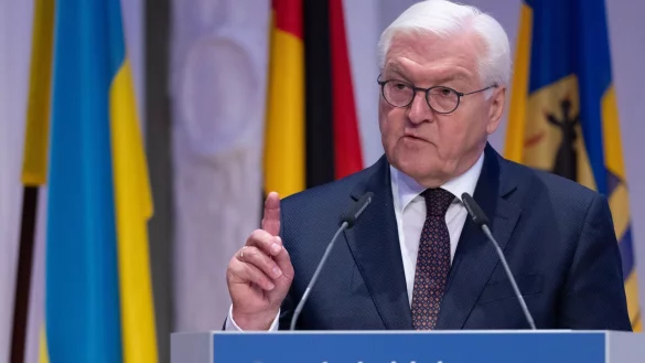 Bundespr&auml;sident Frank-Walter Steinmeier spricht auf der deutsch-ukrainischen kommunalen Partnerschaftskonferenz in Leipzig. - &copy; Hendrik Schmidt/dpa