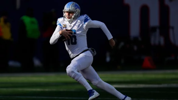 Quarterback Jared Goff und die Detroit Lions stehen nun bei einer Saisonbilanz von 4:6-Siegen. - &copy; Seth Wenig/AP/dpa