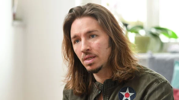 Der S&auml;nger Gil Ofarim im Januar 2020. - &copy; Tobias Hase/dpa