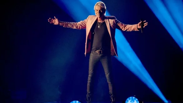 Matthias Reim singt beim &laquo;Schlagerbooom 2021 &ndash; Alles funkelt! Alles glitzert!&raquo; - &copy; Malte Krudewig/dpa