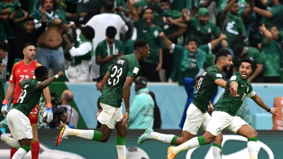 Salem Mohammed Dausari (r) war Saudi-Arabiens Matchwinner gegen Argentinien. - &copy; Robert Michael/dpa