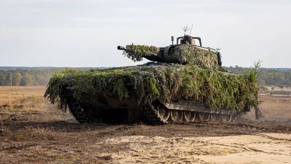 Der Sch&uuml;tzenpanzer Puma ist zwar hochmodern, aber teuer und pannenanf&auml;llig. - &copy; Moritz Frankenberg/dpa