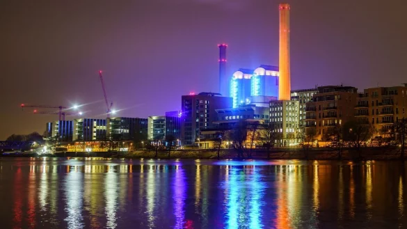 Ob aus Kohlekraft, Gas oder erneuerbaren Energien: die Stromerzeugung lassen sich Energieversorger derzeit gut bezahlen. - © Frank Rumpenhorst/dpa/dpa-tmn