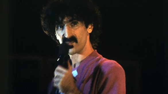Frank Zappa bei einem Konzert in M&uuml;nchen 1980. - &copy; Frank Leonhardt/dpa