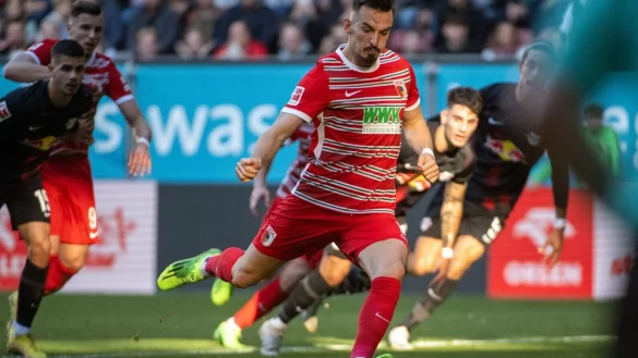 Mergin Berisha traf vom Elfmeterpunkt zum 1:0 gegen Leipzig. - © Stefan Puchner/dpa