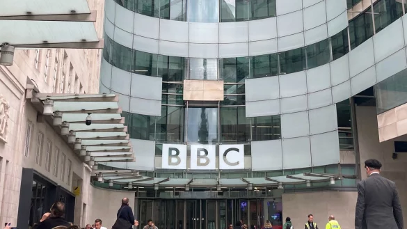 Die &ouml;ffentlich-rechtliche Rundfunkanstalt BBC wird 100. - &copy; Christoph Meyer/dpa