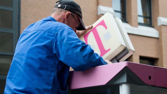 Nun ist es in Deutschland bald v&ouml;llig aus mit den Telefonen im &ouml;ffentlichen Raum. - &copy; picture alliance / dpa