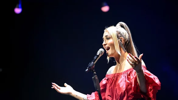 Die S&auml;ngerin Sarah Connor spielt derzeit Weihnachtskonzerte in Berlin. - &copy; Britta Pedersen/dpa
