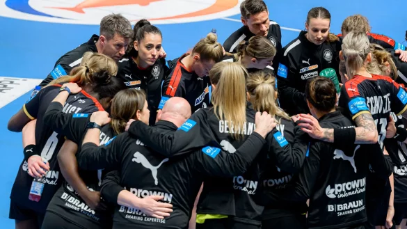Trainer Markus Gaugisch hofft mit seiner Mannschaft auf ein gutes Abschneiden bei der Handball-Europameisterschaft. - &copy; Marco Wolf/wolf-sportfoto/dpa