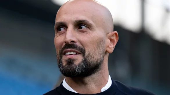 Testet mit der U21 gegen Italien: Bundestrainer Antonio di Salvo. - &copy; Hendrik Schmidt/dpa